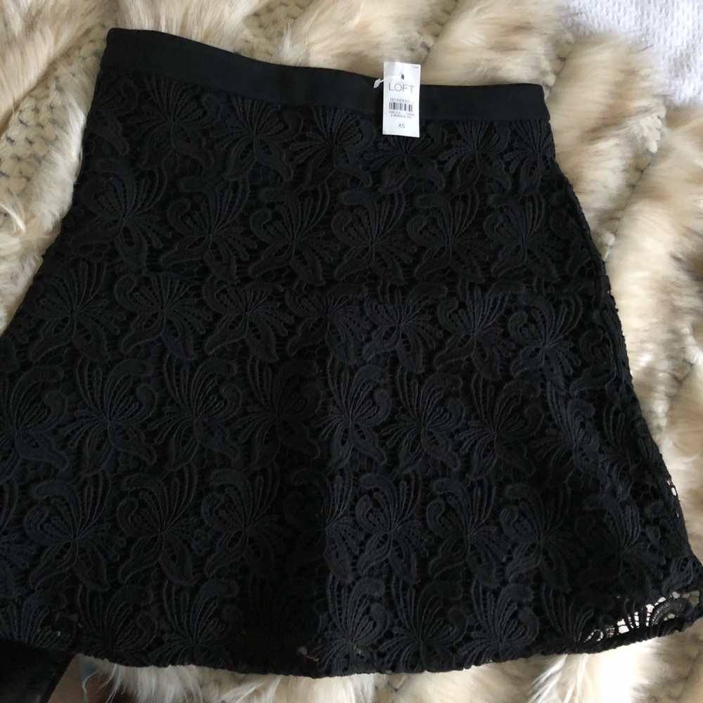 Black lace skirt BNWT